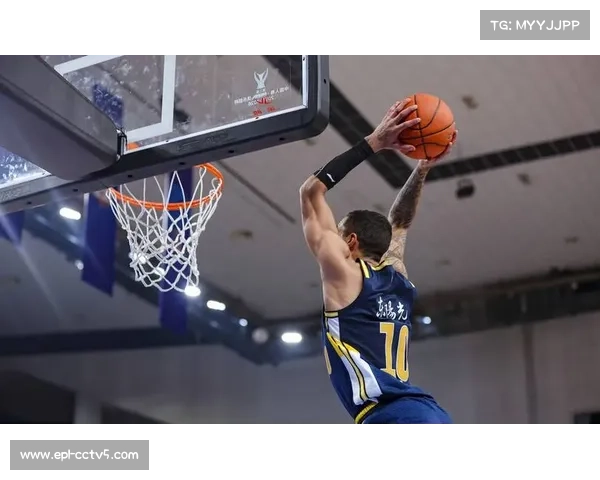 CBA球员奎因膝盖积液缺席训练，运动康复成延长职业生涯关键